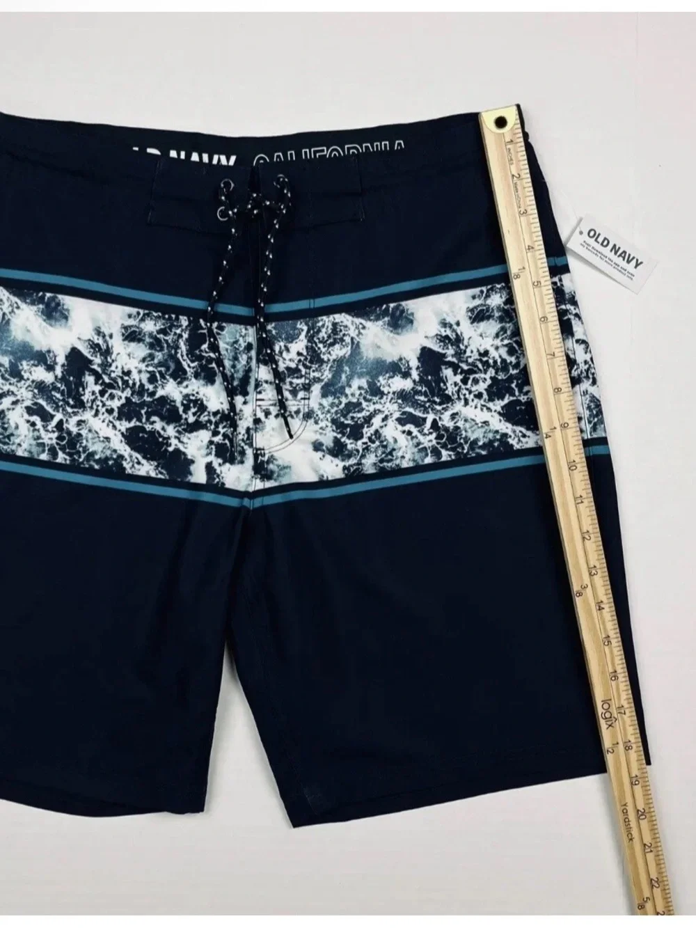 Old Navy Board Shorts Men’s Size 30 Blue White Beach Surf Swim Trunks UPF NWT